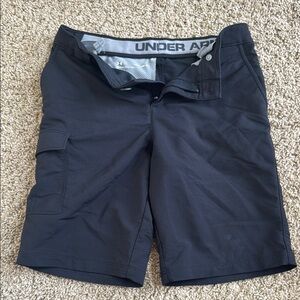 Under Armour Black Cargo Shorts Athletic Comfort